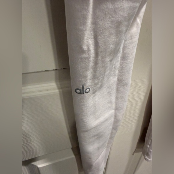 Alo Yoga Airbrush High-Waist Leggings White XS - Picture 8 of 13